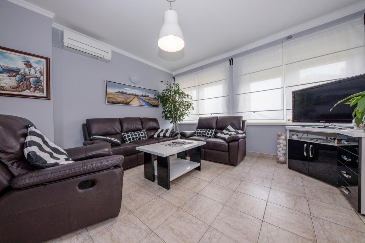 Apartmani Ana & Milo Lopar Bagian luar foto